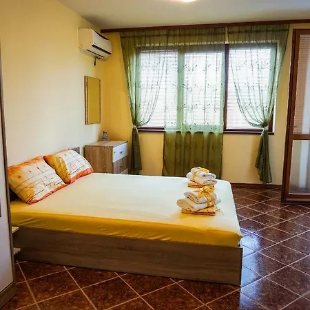 Apartament Mihailovi